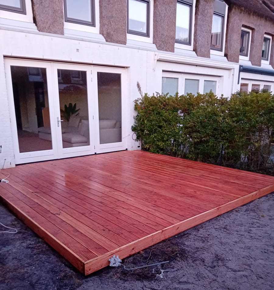 Houten vlonder tuin Dunnewind Solutions b Houten vlonder tuin Dunnewind Solutions